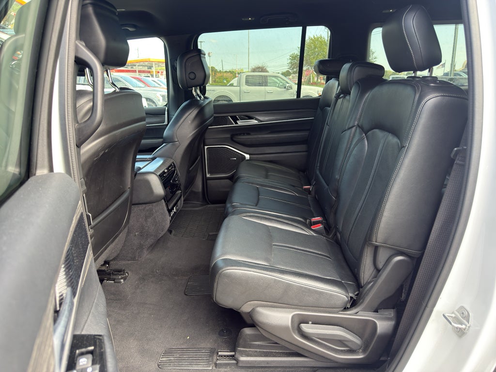 2024 Jeep Wagoneer L Series II