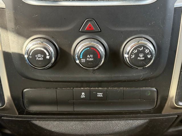 2015 RAM 1500 SLT