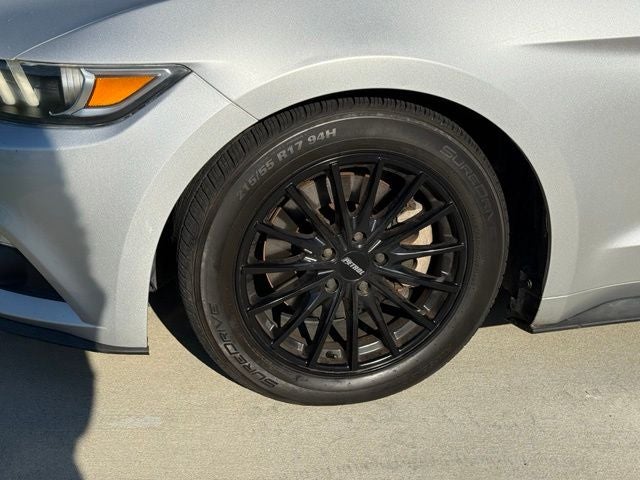 2016 Ford Mustang V6