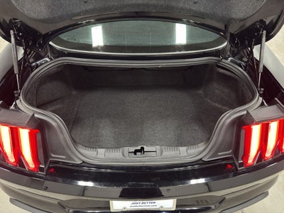 2022 Ford Mustang EcoBoost