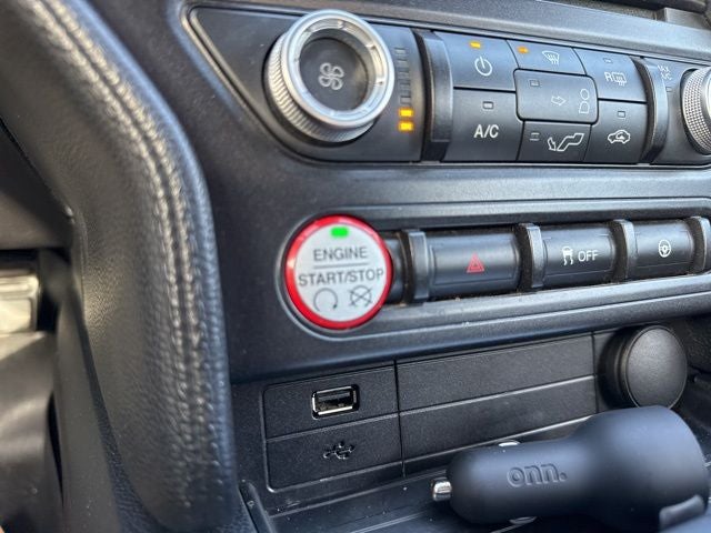 2015 Ford Mustang V6