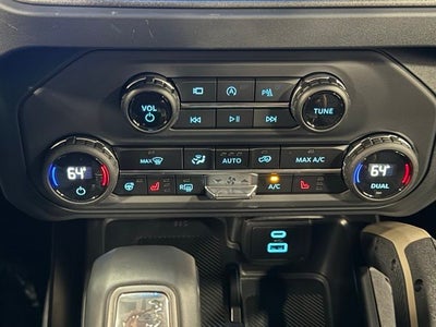 2025 Ford Bronco Badlands SASQUATCH PKG.