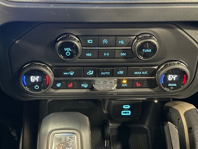 2025 Ford Bronco Badlands SASQUATCH PKG.