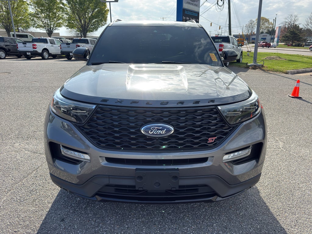 2022 Ford Explorer ST-Line