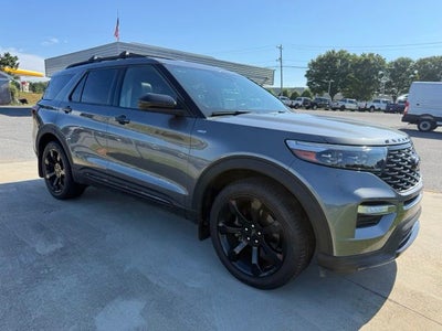 2024 Ford Explorer ST-Line