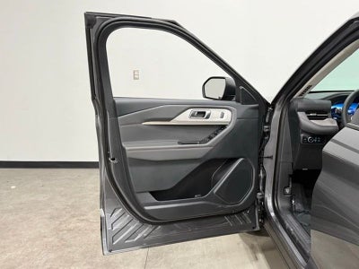 2026 Ford Explorer Active w/200A Pkg