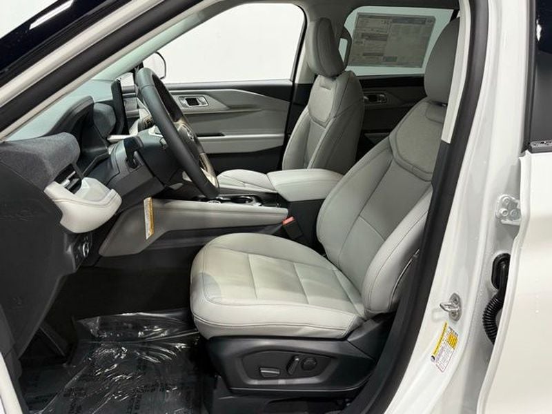 2026 Ford Explorer Active (200A)