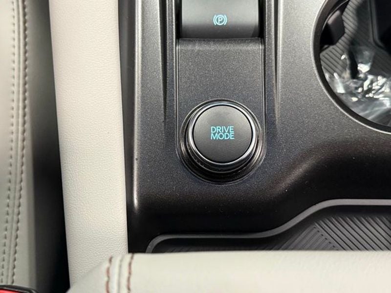 2026 Ford Explorer Active (200A)