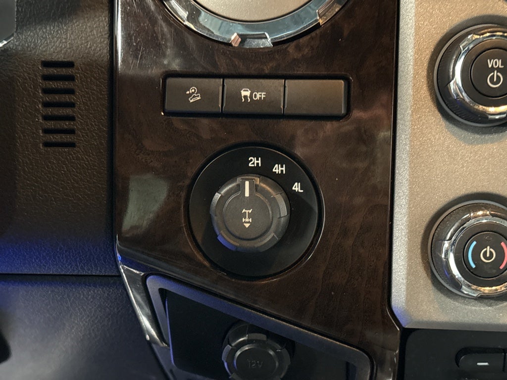 2013 Ford F-350 LARIAT PLATINUM