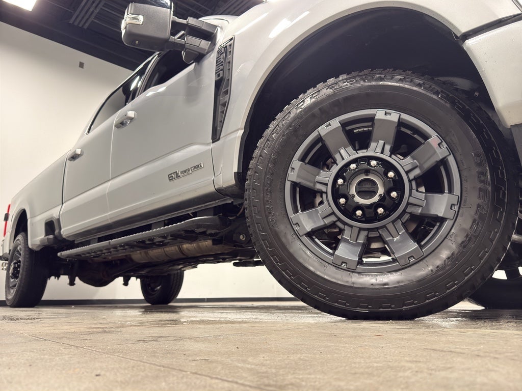 2024 Ford F-350 LARIAT