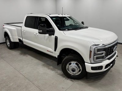 2026 Ford F-350SD Platinum DRW