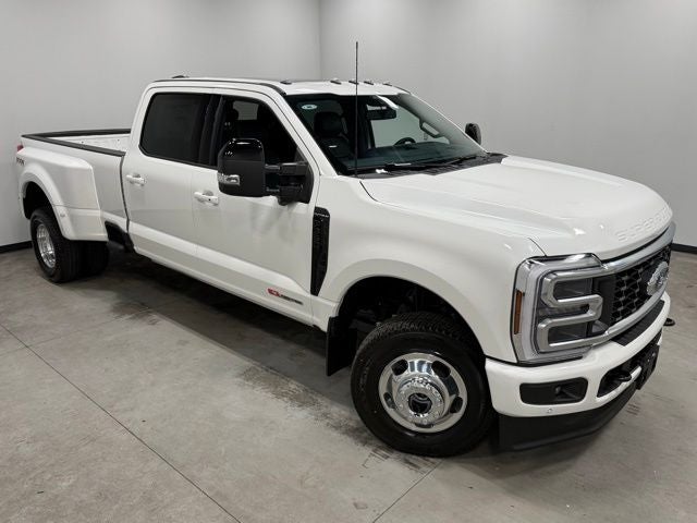 2026 Ford F-350SD Platinum DRW