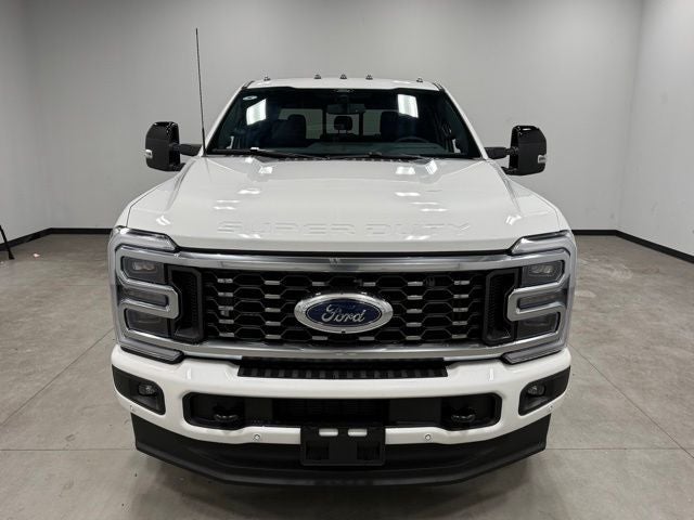 2026 Ford F-350SD Platinum DRW