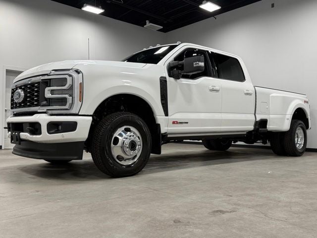 2026 Ford F-350SD Platinum DRW