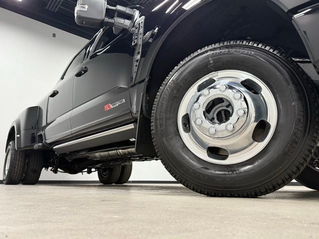 2026 Ford F-350SD Platinum DRW