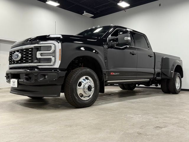 2026 Ford F-350SD Platinum DRW