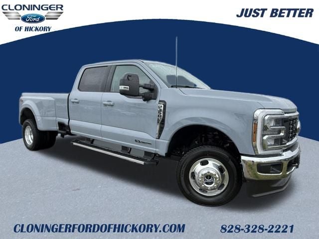 2026 Ford F-350SD Lariat DRW