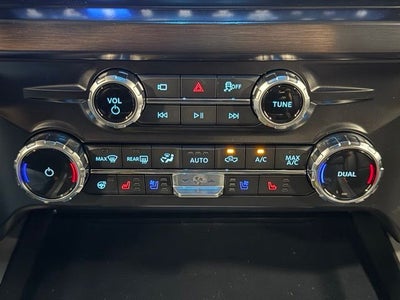 2026 Ford F-350SD Lariat DRW