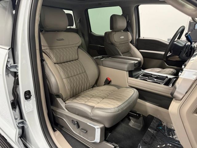 2026 Ford F-450SD Platinum Plus DRW