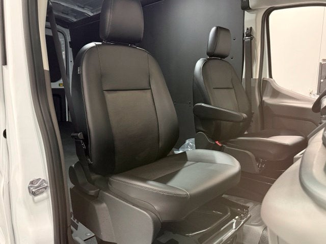 2027 Ford Transit-250 Base