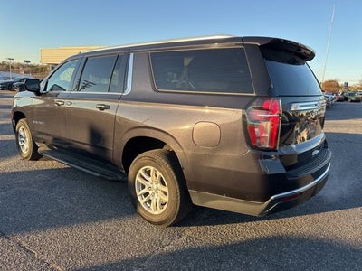 2024 Chevrolet Suburban LT
