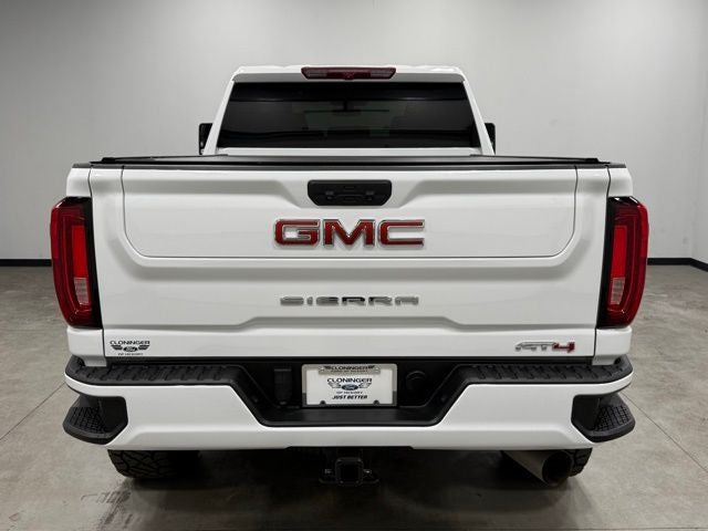 2023 GMC Sierra AT4