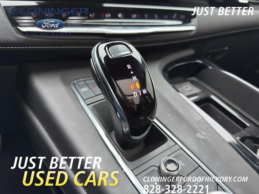 2024 Cadillac Escalade ESV AWD V-Series