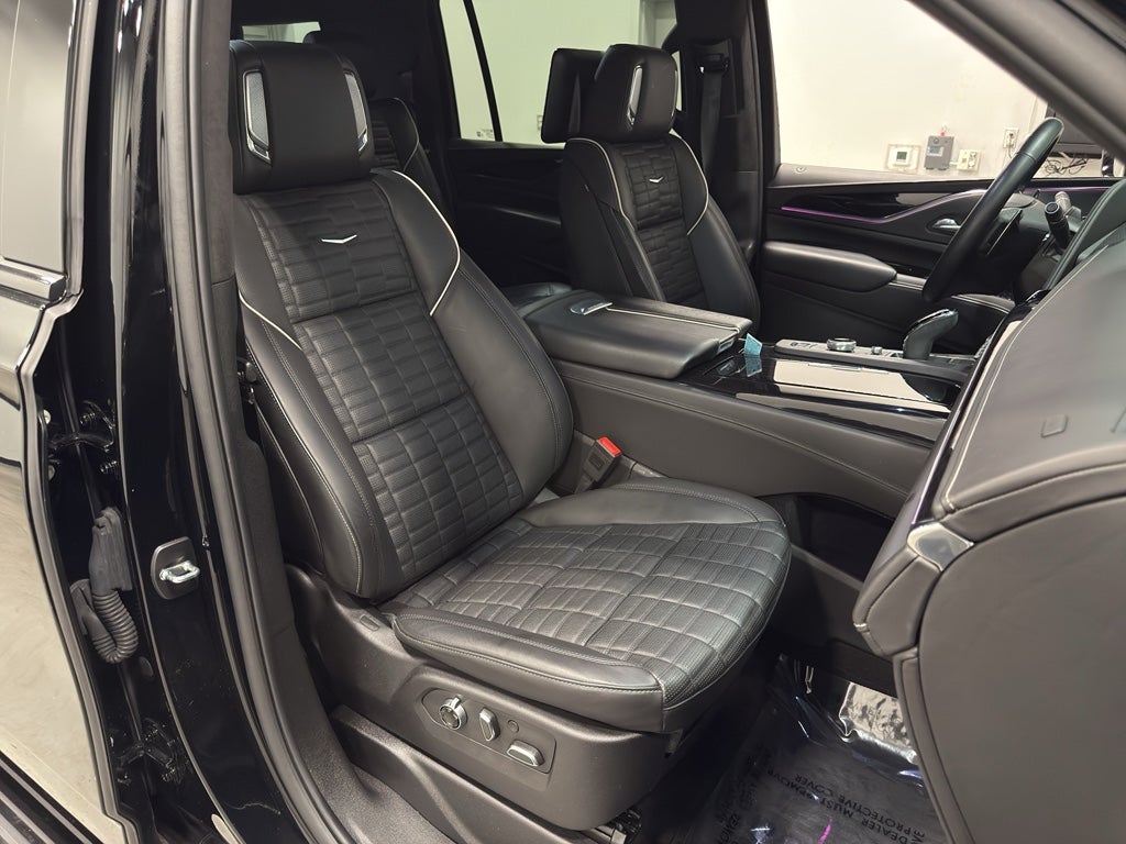 2024 Cadillac Escalade ESV AWD V-Series