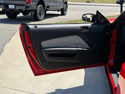 2012 Ford Mustang V6