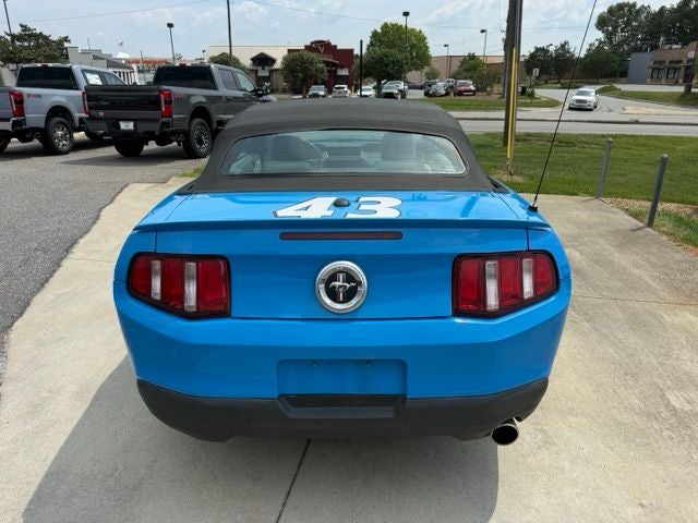2010 Ford Mustang V6 Premium