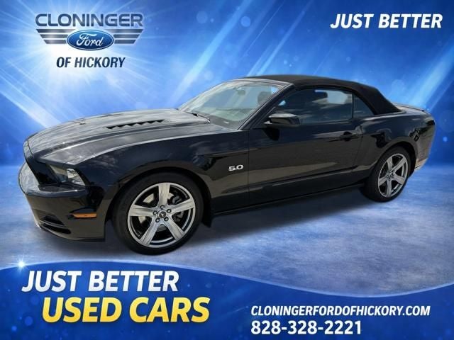 2013 Ford Mustang GT Premium's photo