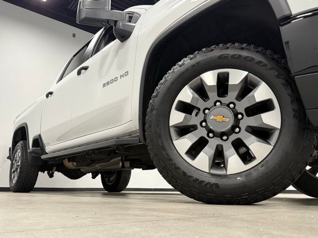 2025 Chevrolet Silverado 2500HD Custom