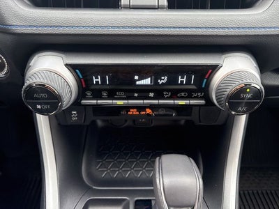 2025 Toyota RAV4 Hybrid SE