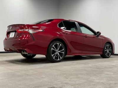 2018 Toyota Camry SE