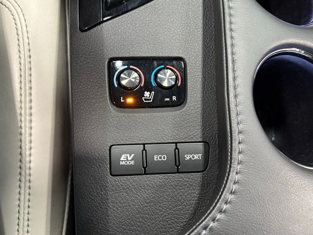 2018 Toyota Avalon Hybrid Limited