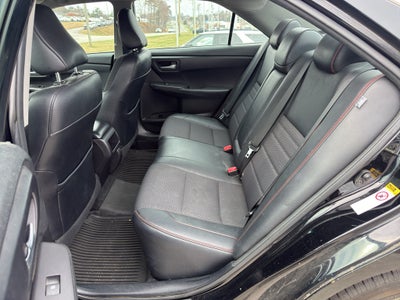 2017 Toyota Camry SE