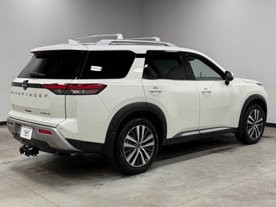 2022 Nissan Pathfinder Platinum