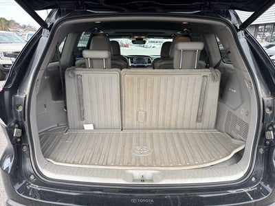 2017 Toyota Highlander SE