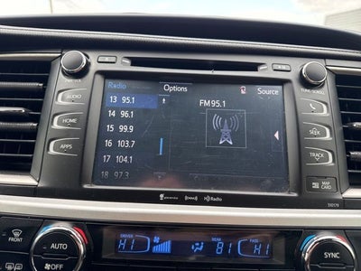 2017 Toyota Highlander SE