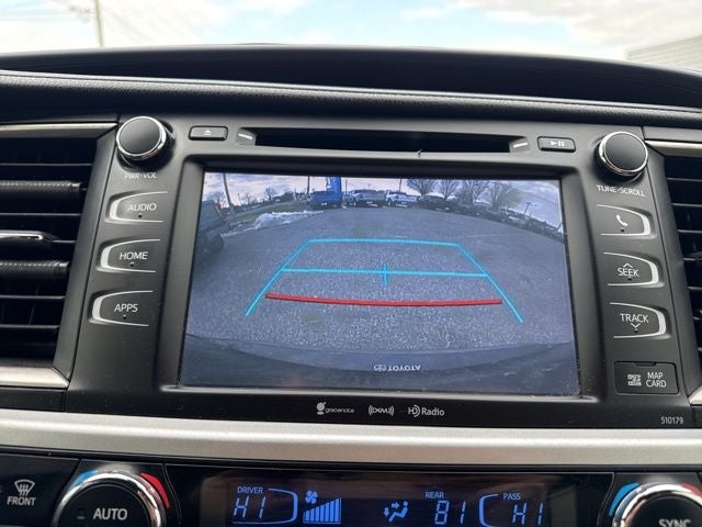 2017 Toyota Highlander SE