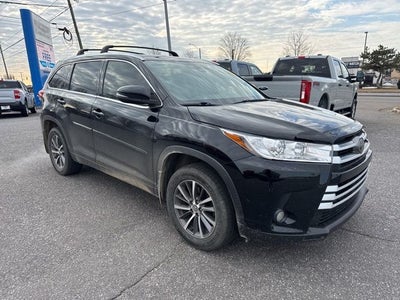 2017 Toyota Highlander SE