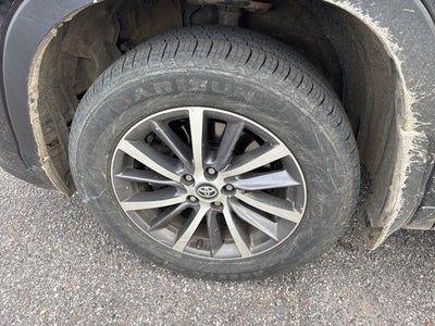 2017 Toyota Highlander SE