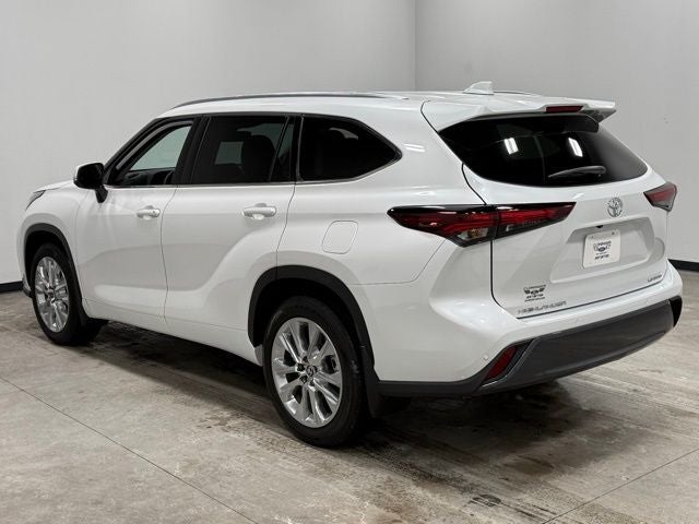 2025 Toyota Highlander Limited