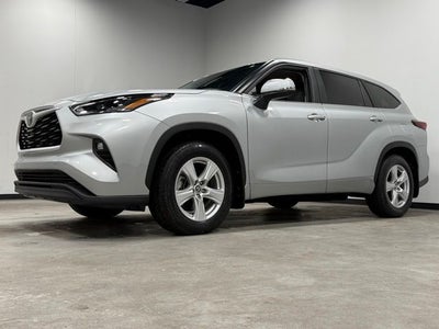 2024 Toyota Highlander LE