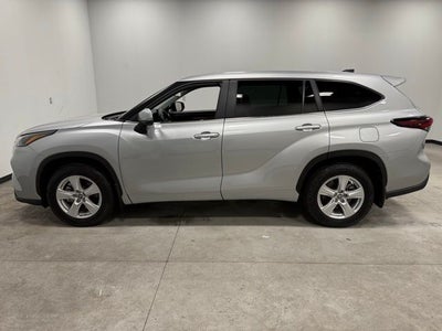 2024 Toyota Highlander LE