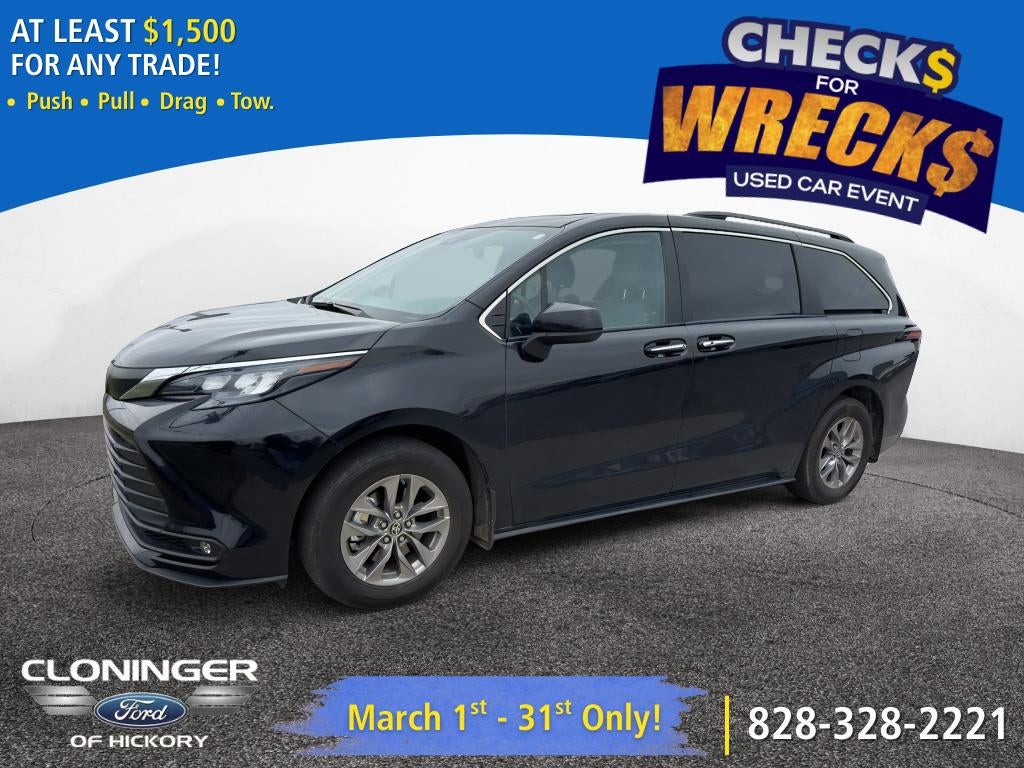 2025 Toyota Sienna XLE