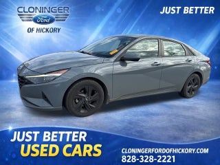 2022 Hyundai Elantra SEL