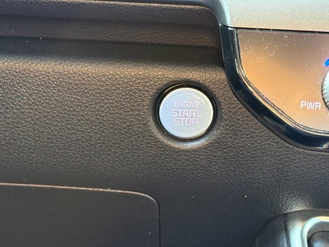 2025 Kia Carnival SX