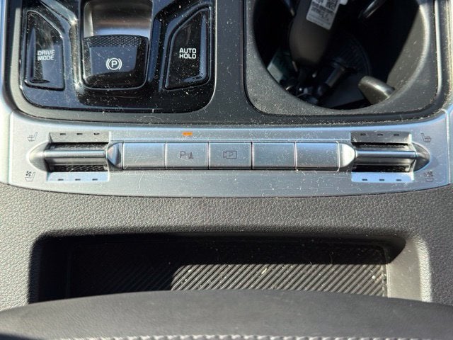 2025 Kia Carnival SX
