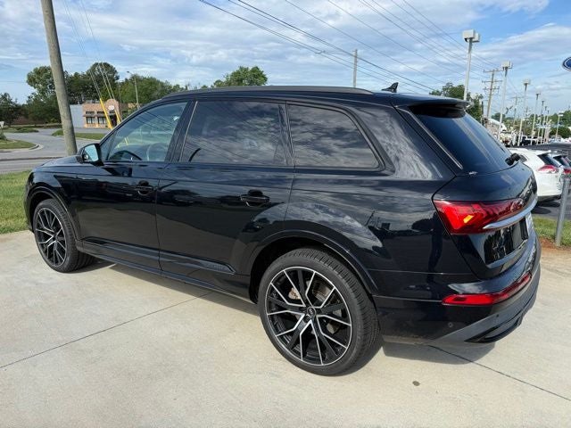 2021 Audi Q7 55 Prestige quattro